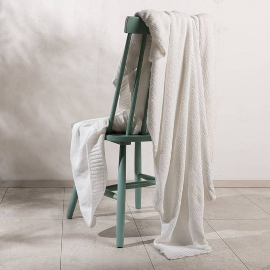 venture-home-blanket-ally-170x130-cm-polyester-white At Willow and Wine