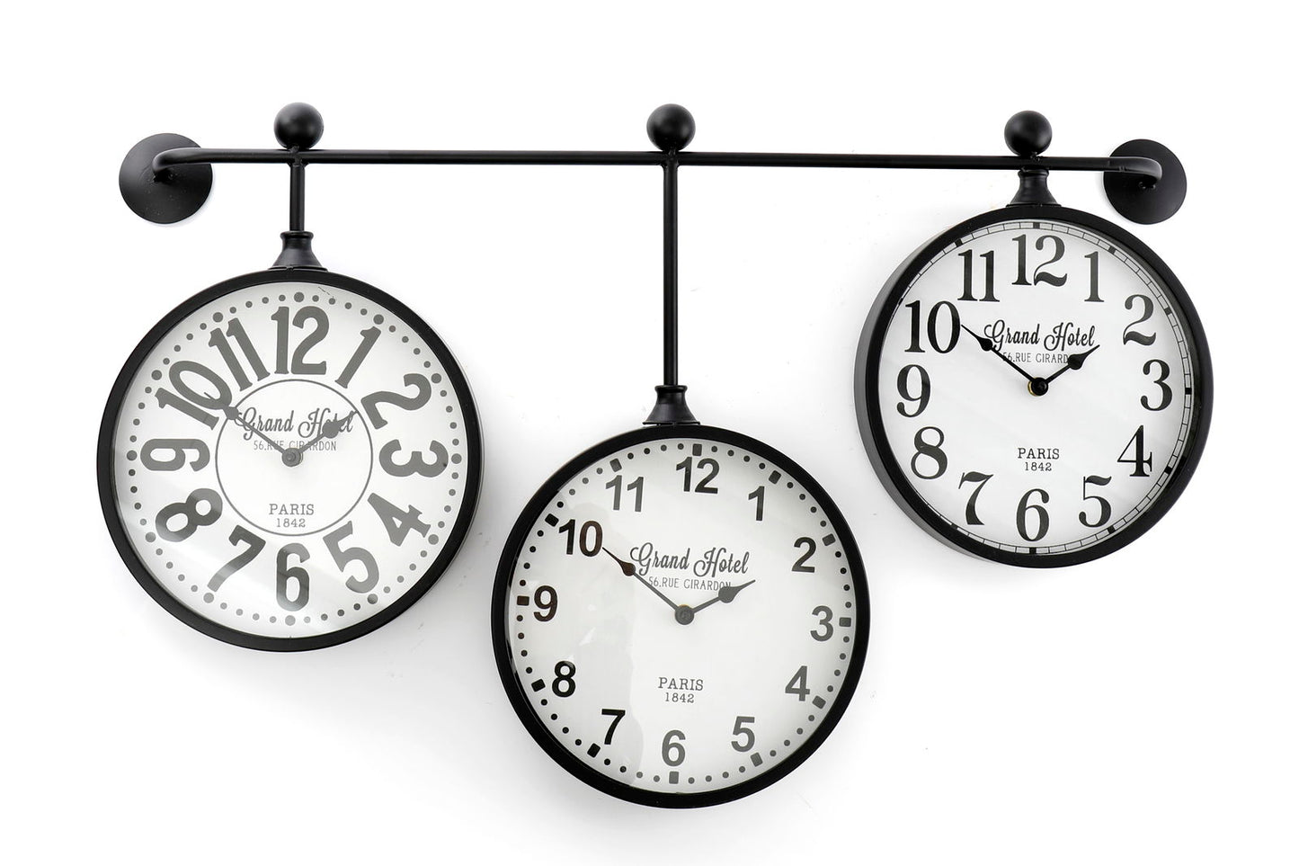 metal-wall-clocks-set-of-3-hangingat Willow and Wine!