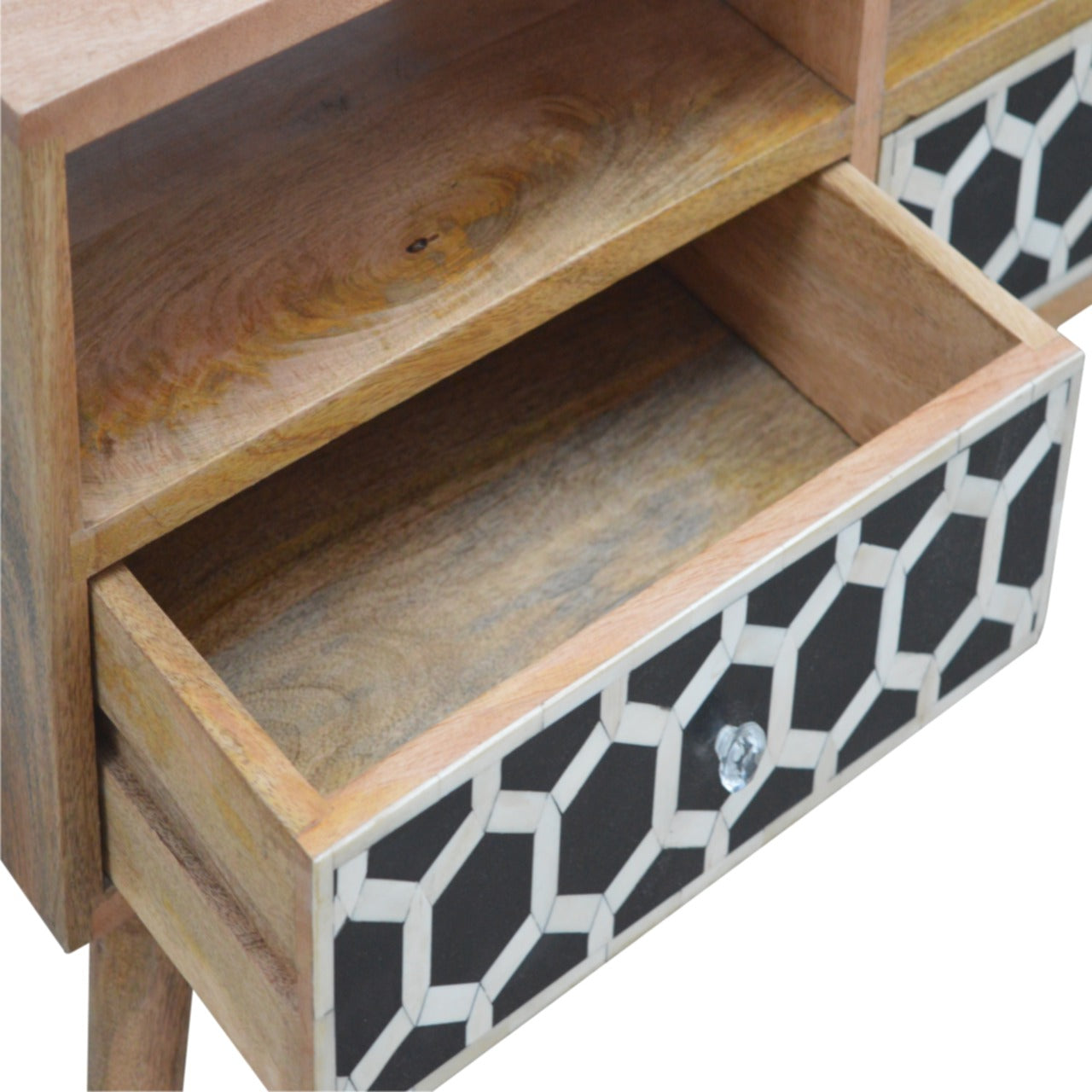 Bone Inlay Media Unit