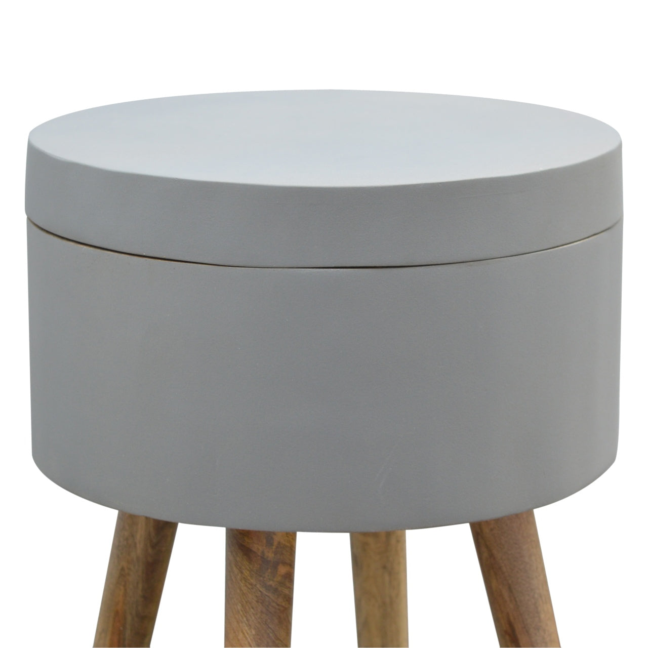 grey-painted-end-table-1at Willow and Wine!