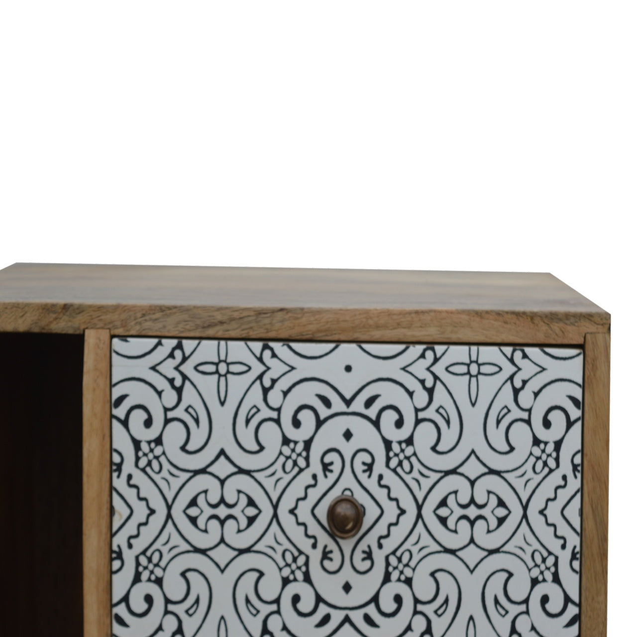 artea-porcelain-mini-cabinet-1at Willow and Wine!