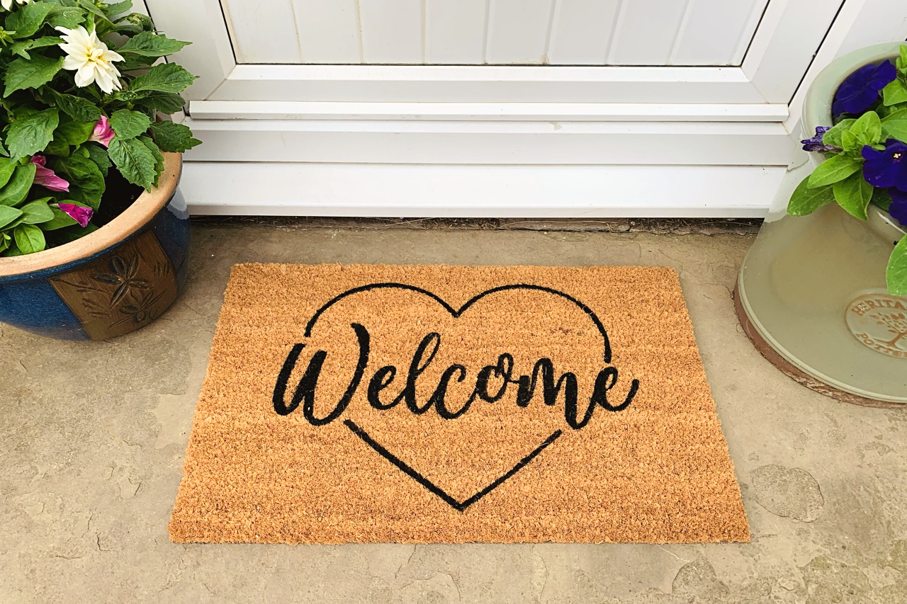 Coir Doormat with Welcome & Heart Shape Willow and Wine