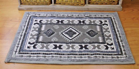 Grey Patterned & Tufted Rug, 60x90cm Willow and Wine